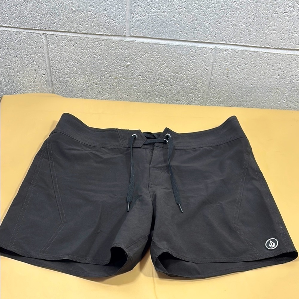 NWOT Volcom black Drawstring Shorts​​​​